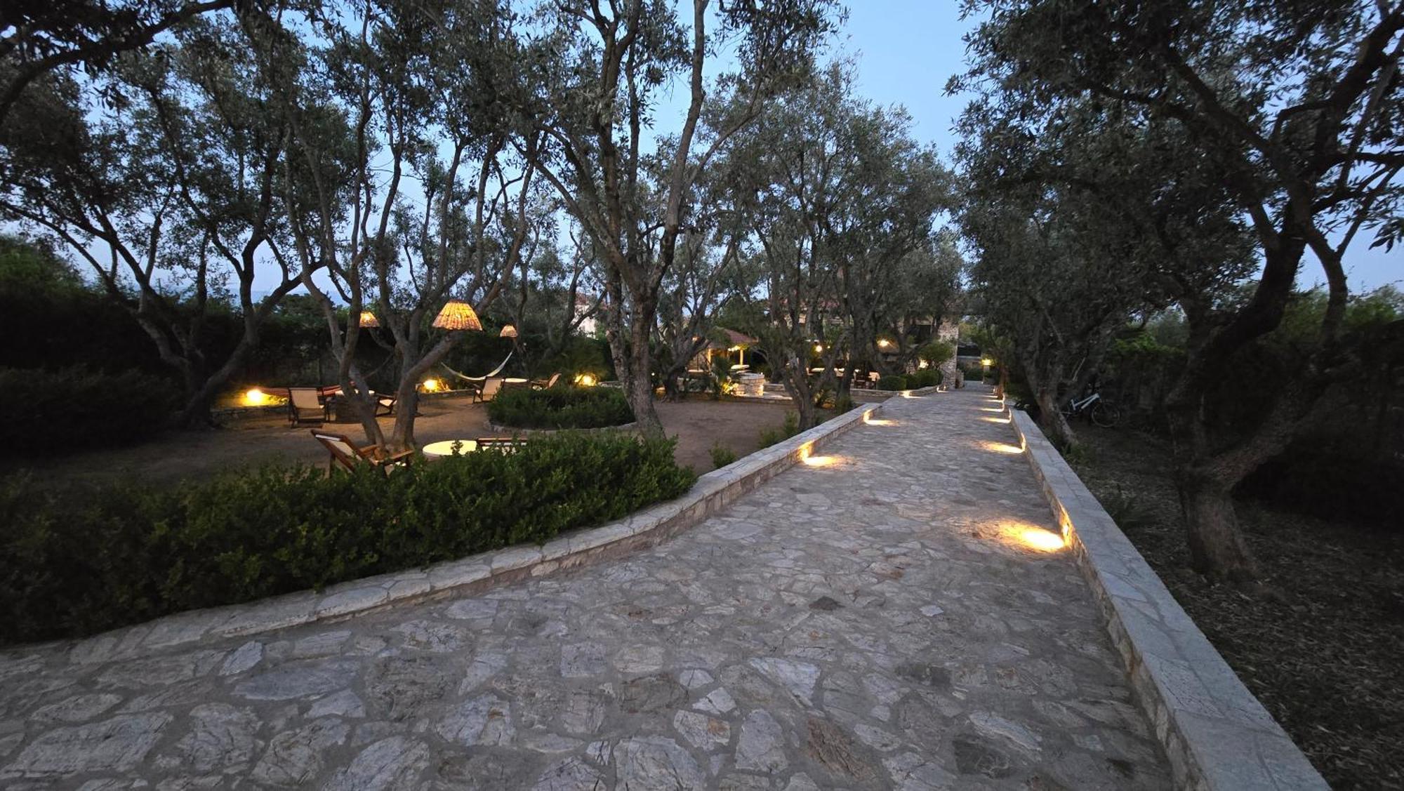 Villa Petra Kalamaki  Esterno foto