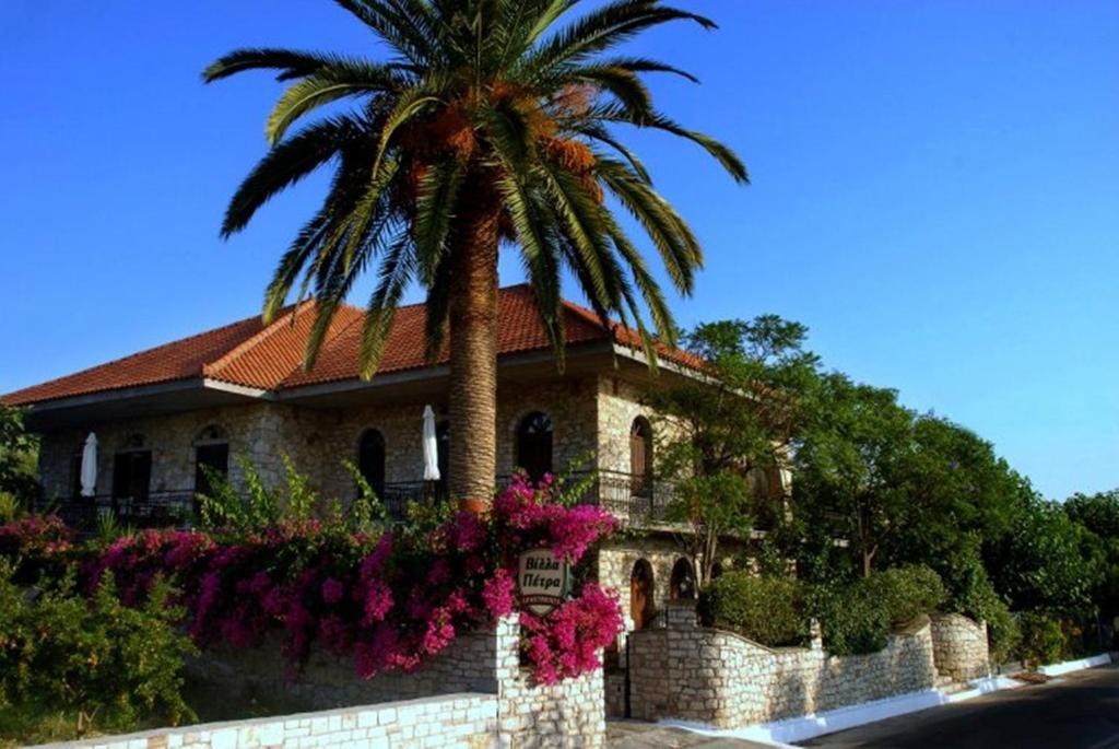 Villa Petra Kalamaki  Esterno foto